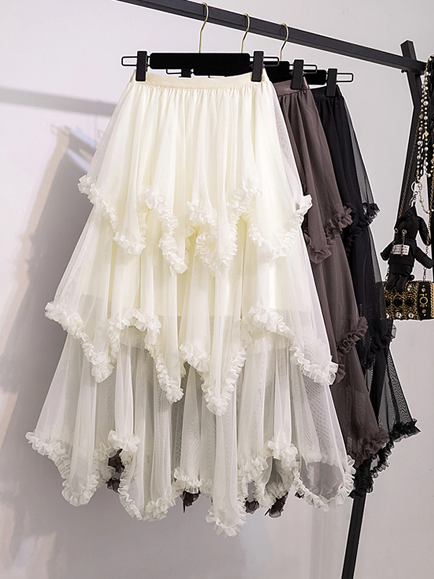 

Ele Oversized Tulle Skirt with Wood ain Ruffle for Women Spring Season High Waist Cake Skirt Asymmetrical Design Breath...