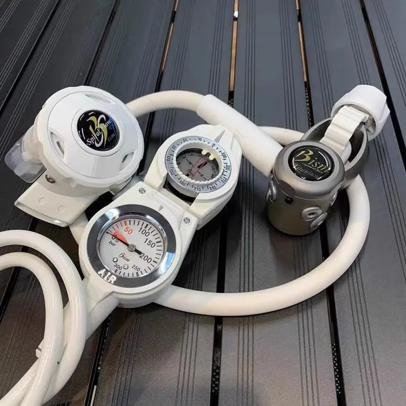 Titanium breathing regulator two-stage head pressure gauge
