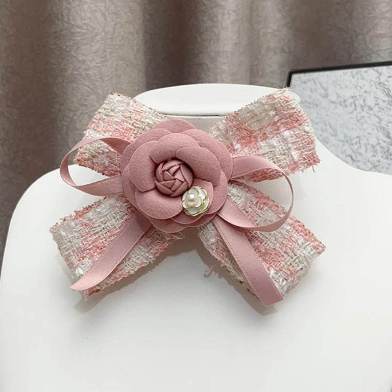 Koreańska moda Tkanina Broszka z kokardą Tkanina Art Camellia Flower College Style Kołnierzyk koszuli Szpilki Biżuteria modowa Odznaka Akcesoria — zdjęcie 6