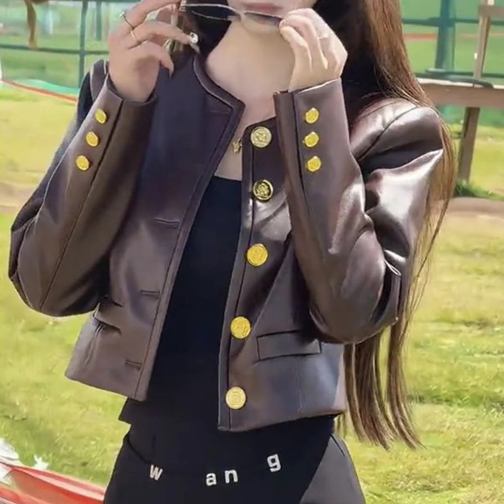 

Осень 2021, новое модное кожаное U-образное пальто, женская высококачественная тонкая короткая кожаная куртка с металлической пряжкой и лацканами для тяжелой промышленности