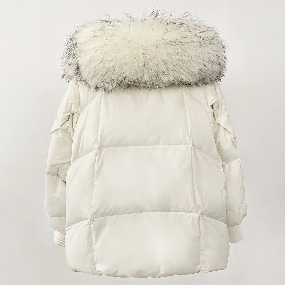 MENINA Addensare Caldo Cappotto con maniche lavorate a maglia Piumino d'anatra bianco Parka medio lungo 2025 Nuovo inverno Grande piumino con cappuccio in vera pelliccia da donna