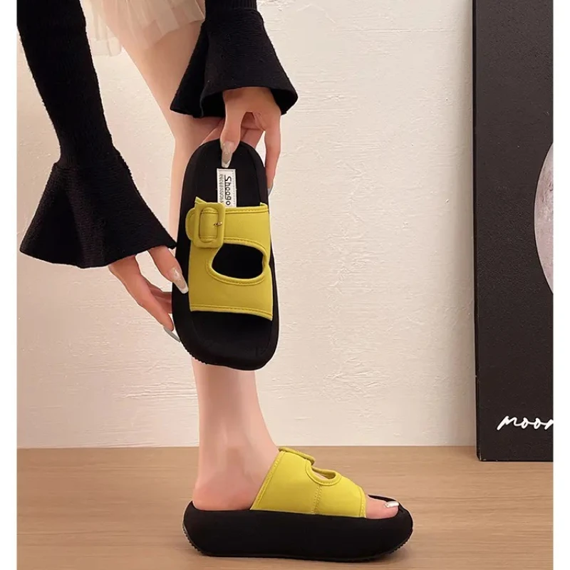 

2026 new women's summer thick soled sandals Roman beach shoes
