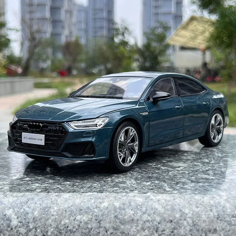 Model samochodu ze stopu A7L 1:18, odlewany, sedan, wysoka jakość symulacji, pojazd, zabawki dla dorosłych, prezenty, kolekcja