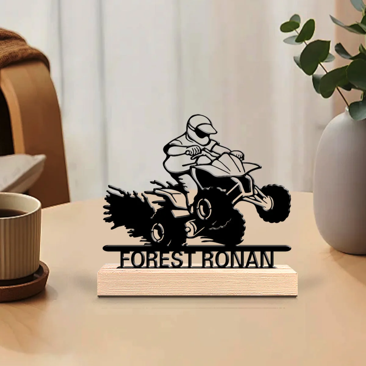 1 Stück stilvolle personalisierte individuelle Mountain Quad Bike Metallstatuen Skulptur mit Holzsockel geeignet für Büro Wohnzimmer