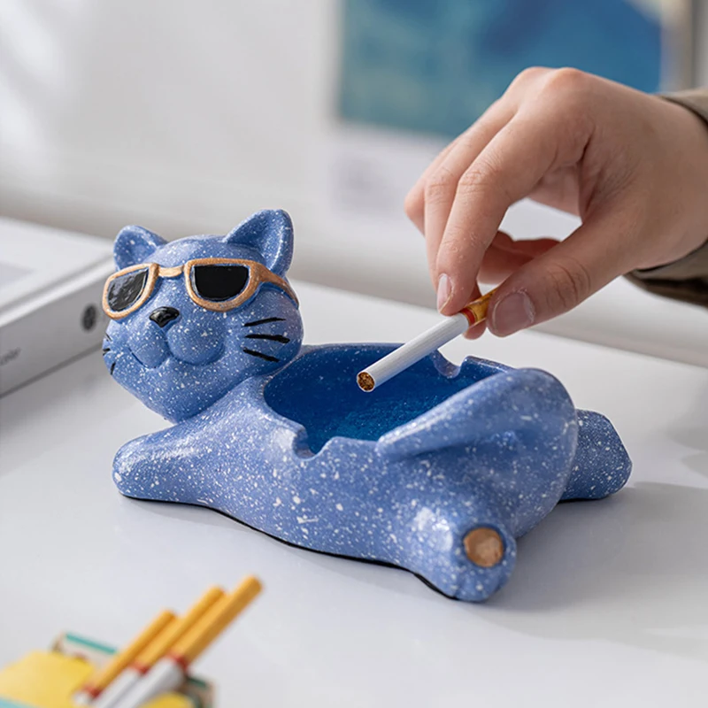 Cute Cat Cigarette Ashtray Indoor Outdoor Ash Holder for Smokers Desktop Smoking Ash Tray Home Office Decoration