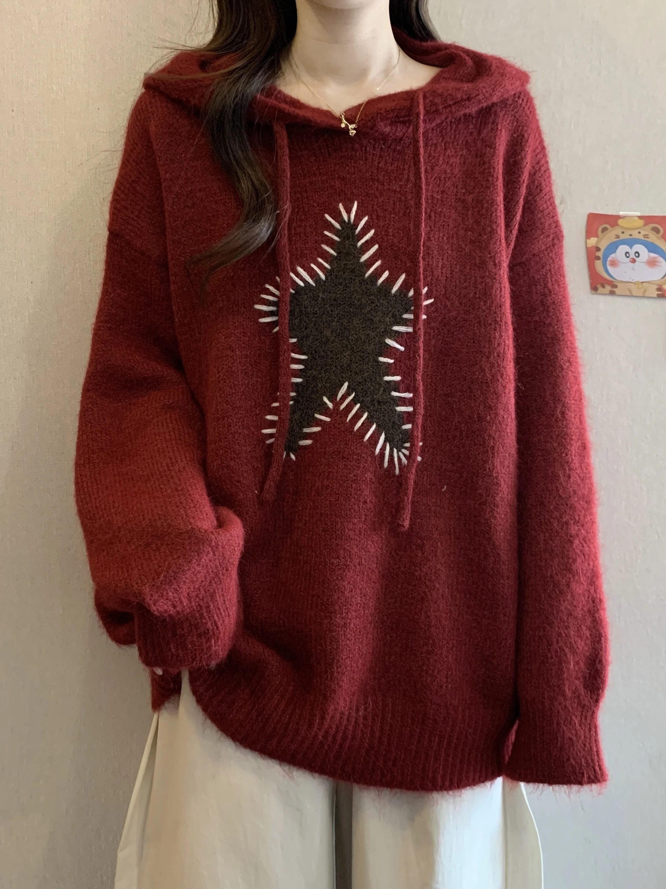 

Женский красный вязаный свитер больших размеров с капюшоном, свободный, утепленный, в стиле оверсайз, с высокой талией, длинными рукавами, средней длины