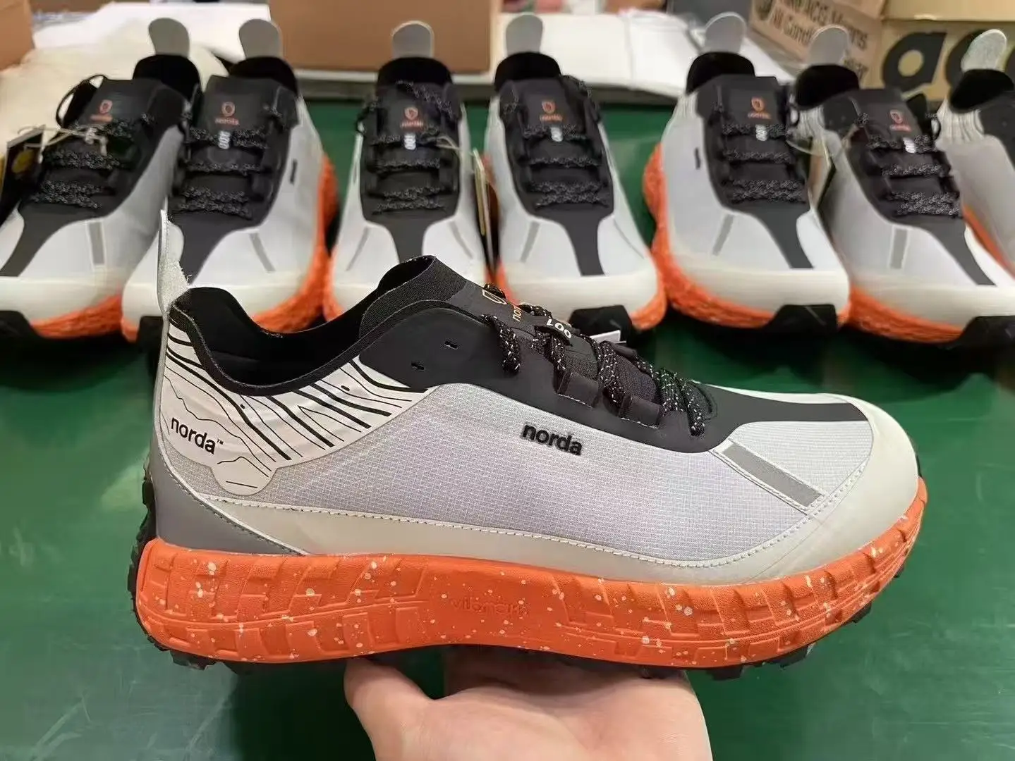 2025 Winter New Arrival Bestselling Casual Outdoor Slip-Resistant Durable Walking Shoes High Traction Walking Shoes Casual Footw