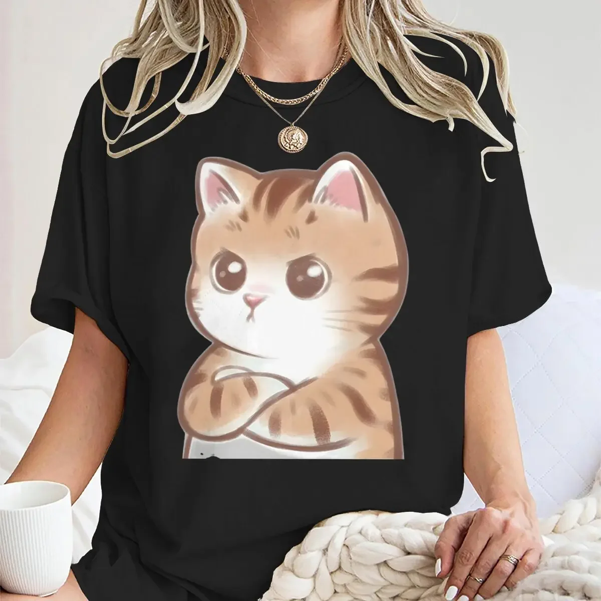 Funny Anime Cat Crossed Arms Print T-shirt Harajuku Kawaii Cat Graphic Tees Summer Casual Streetwear fornd Women