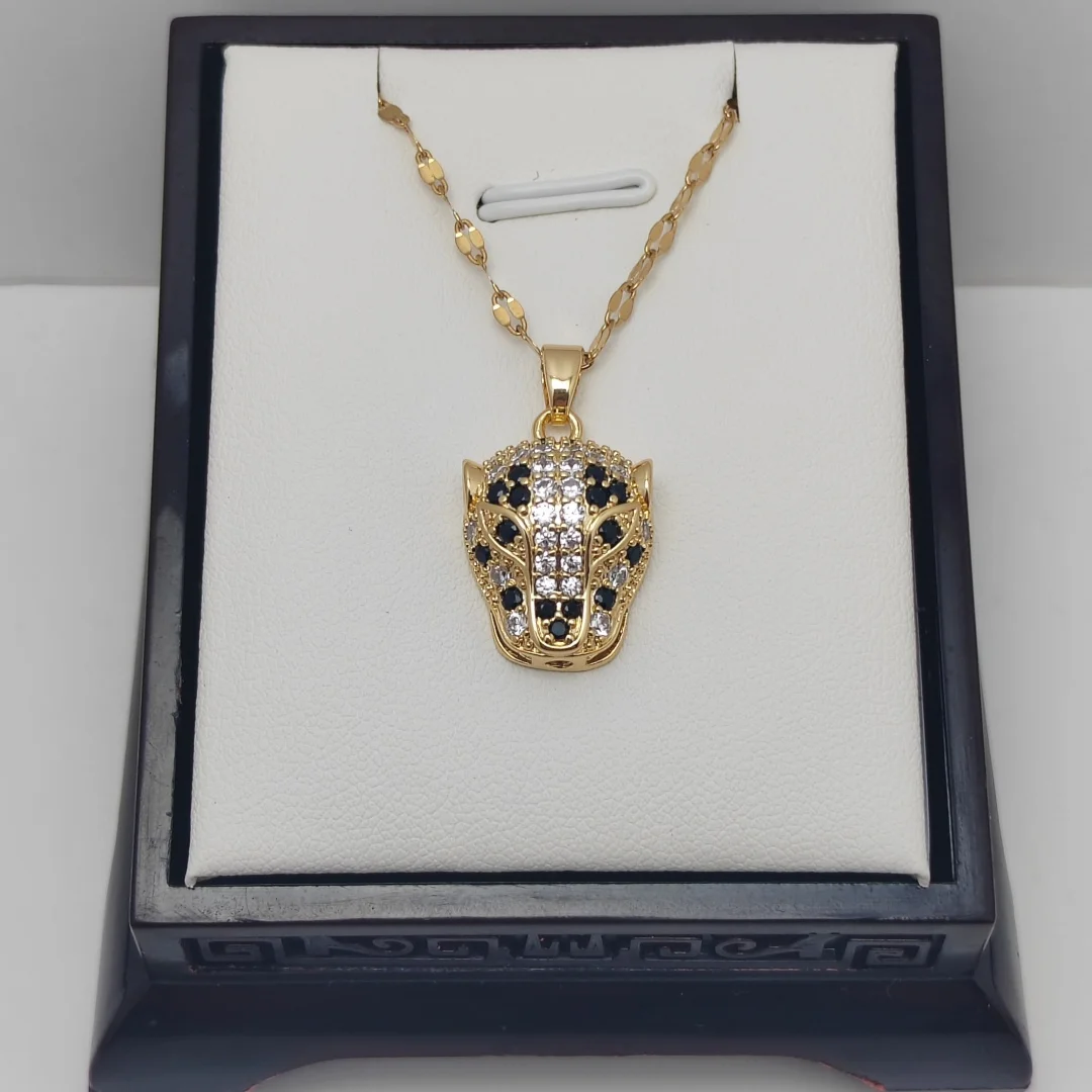 Exquisite Panther Micro-set Necklace with Shimmering Zirconia and Durable Titanium Steel for Chic Style
