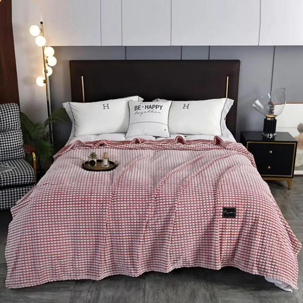 Three-dimensional Embossing Blanket Cozy Double-sided Coral Plush Flannel Blanket for Home Travel for Office for Ultimate