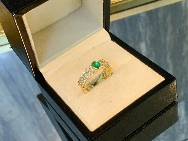 KUGG 100% 18K Yellow Gold Rings Vintage Palace Style Shiny Diamond Natural Emerald Ring for Women Anniversary Gift Fine Jewelry