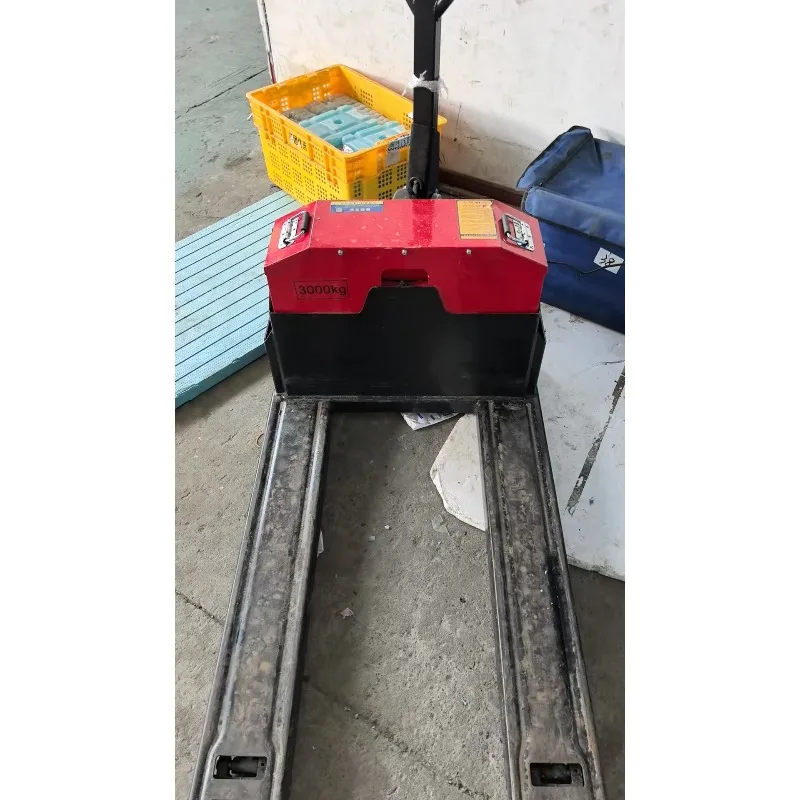 شاحنات البليت الهيدروليكية الكهربائية عربات يدوية يدوية مع طاقة بطارية مدمجة لتعامل مع المواد الصناعية والخدمات اللوجستية