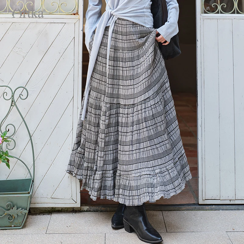 

ARTKA 2025 Autumn New Women Skirt French Elegant Elastic High-waisted Skirt Striped Patchwork Long Skirts Female QA52055Q