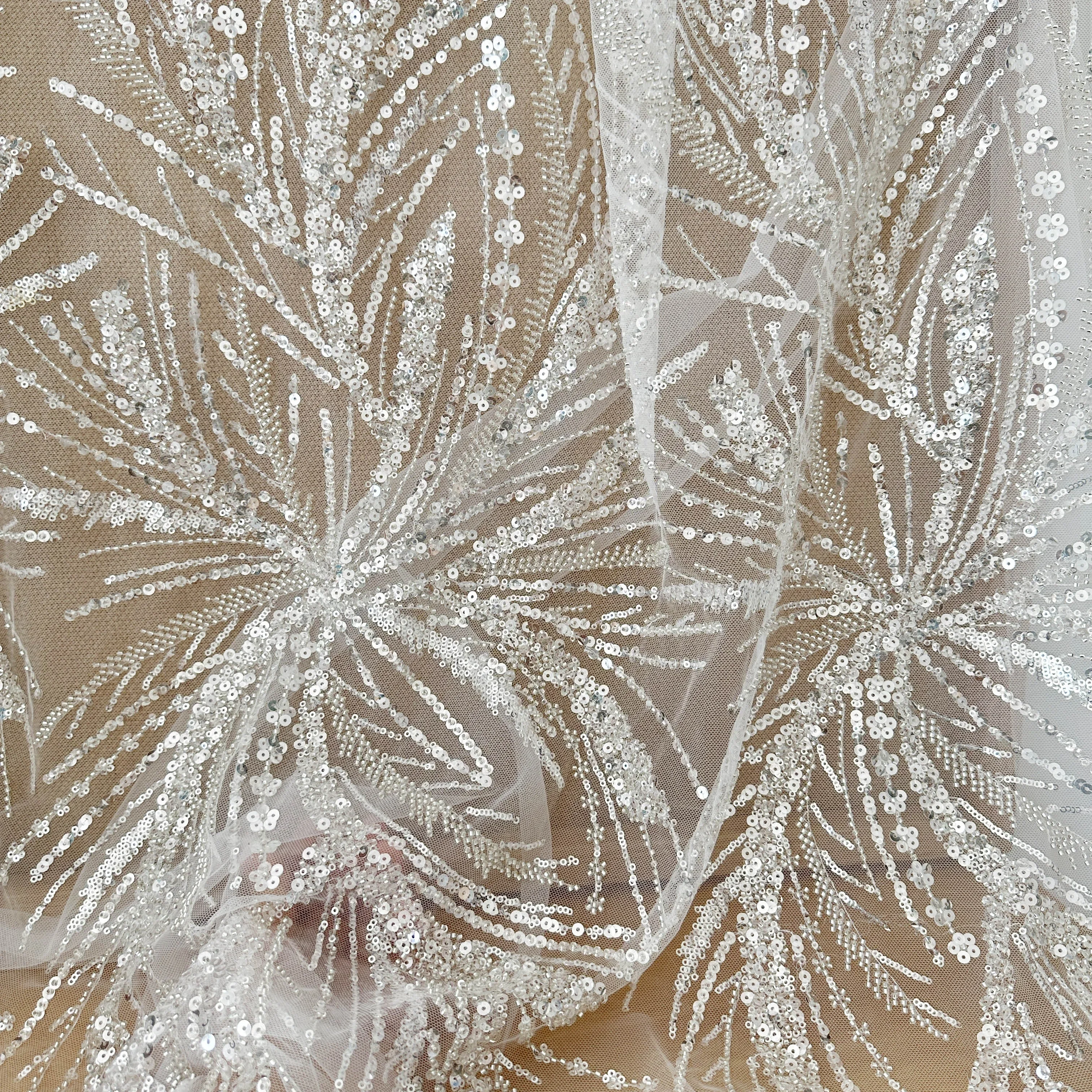 

2023 NEW Design Silvery Color 1 Meter Free Shipping Beading Fabrics for Evening Sewing Tailor Decorations for Dress