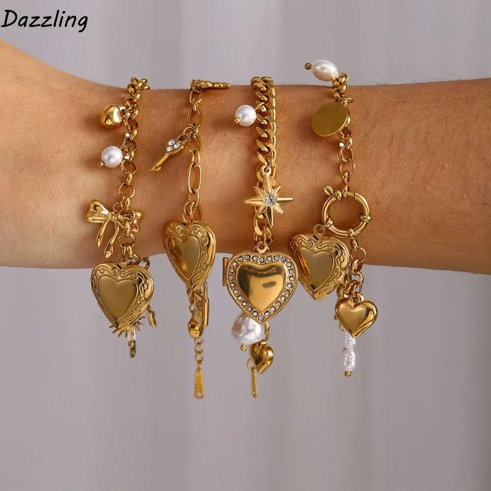 

Fashion Love Photo Box Bracelet Pearl European and American Smooth Love Pendant Bracelet Star Luxury Photos Heart Hand Chain