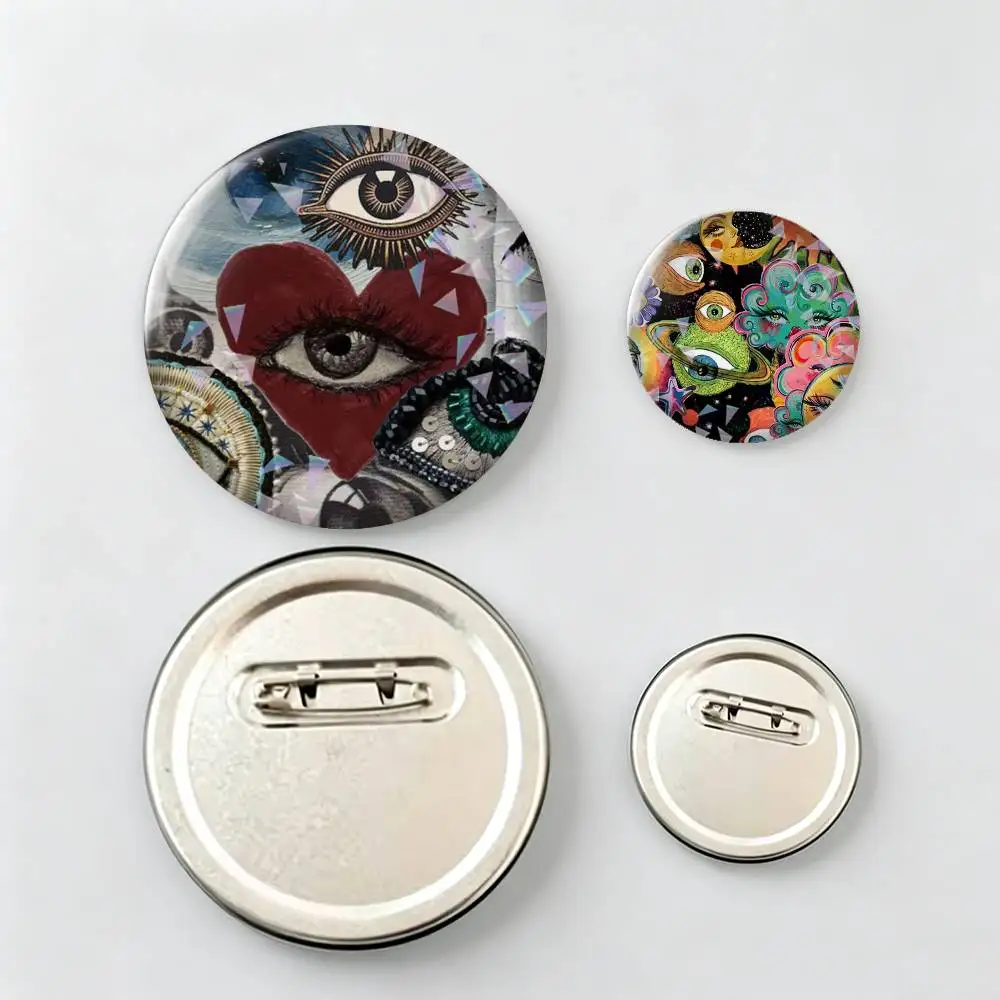 Big-g Eyes Trendy Print-t Lines Brooch Metal Decorative Brooch Pins for Backpack Clothes Jacket Accessories,Souvenir.