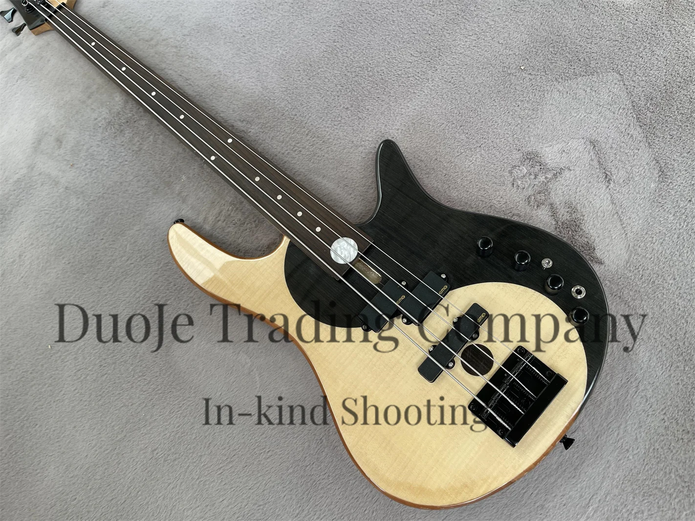 Fretless bass 4 strings Taiji bass Yin-Yang electric bass Rosewood fingerboard Maple Neck Black hardware active battery case