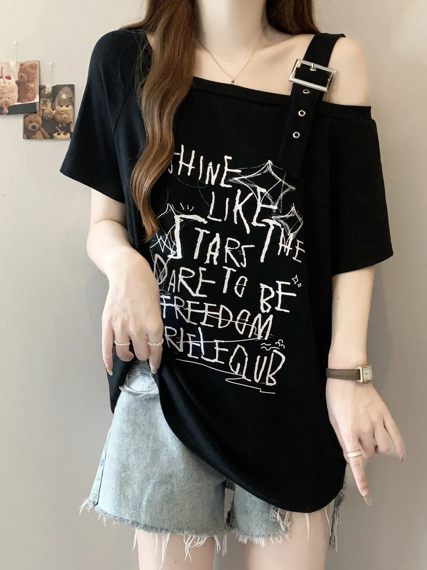 

Slimming Large Size Women's T-Shirt Shoulder Baring Half Sleeve Loose Fit Summer Cotton Korean Style Commute Fashion