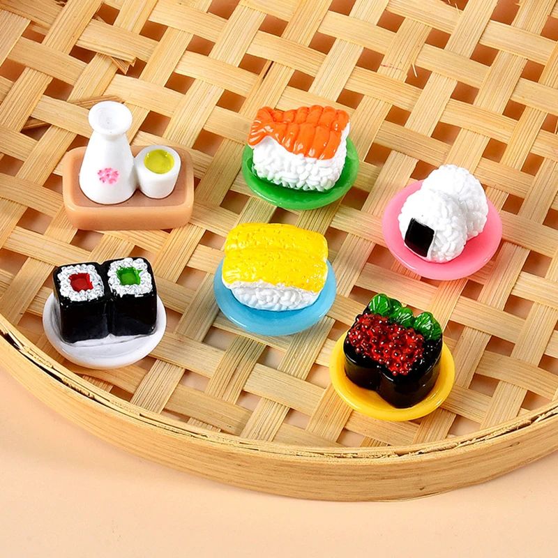 Miniature Simulation Sushi Food Toy, Dollhouse Kitchen Dolls, Decoração Acessórios, Brinquedos Infantis, 1:12