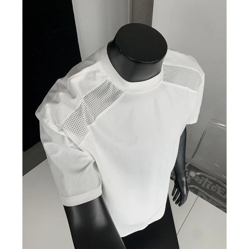 

Breathable and Cool T-shirt for Men with Summer Design Sense, Spliced Short Sleeved High-end Top