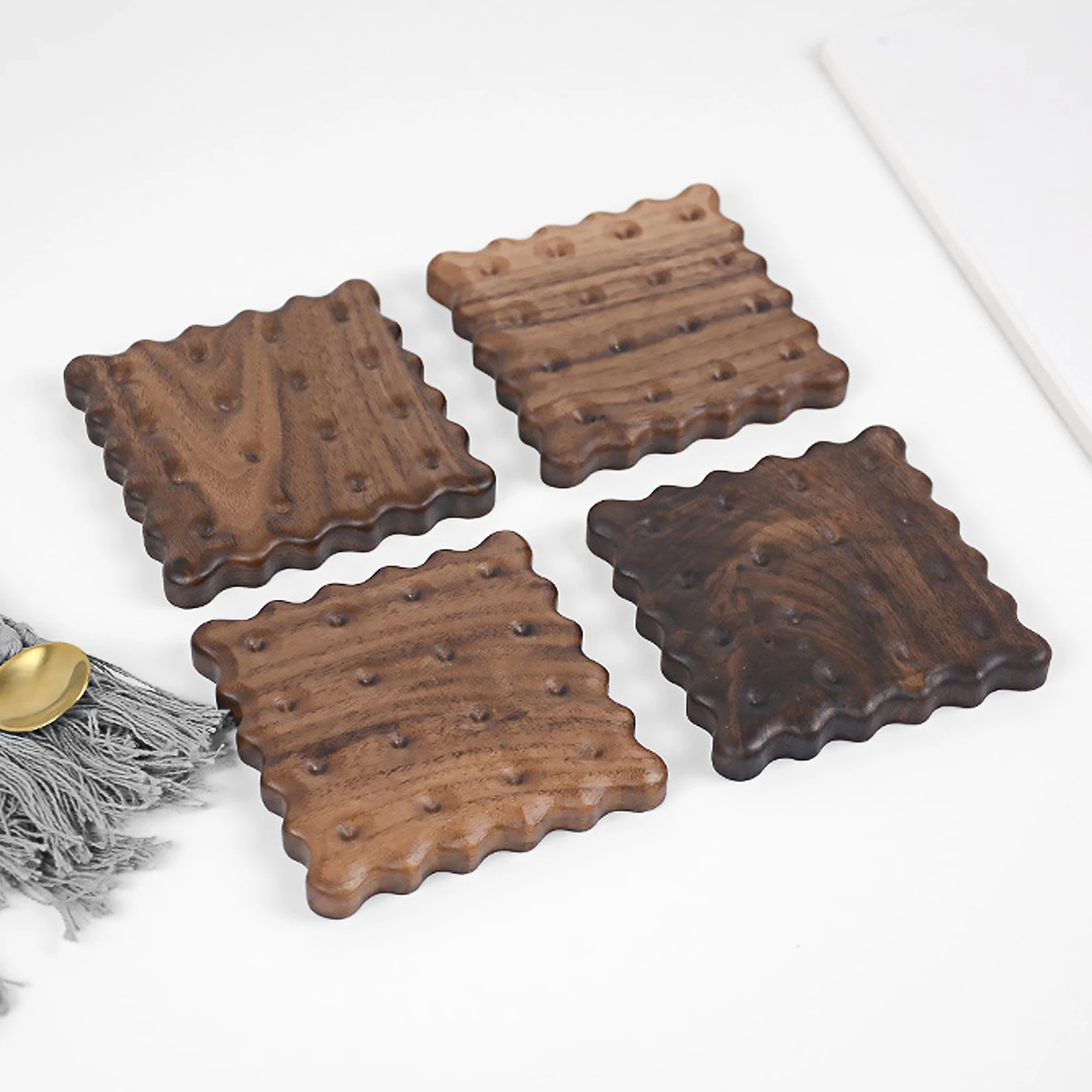

Biscuit Solid Wood Coaster Creative Wooden Heat-insulated Non-skid Cup Mat Home Pad Simple