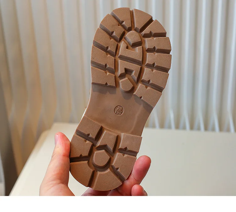 Weichsohlen-Stiefel aus besticktem PU-Leder für Mädchen, Frühling/Herbst, rutschfeste kurze Stiefel, leichte, bequeme Freizeitschuhe für Kinder. – Detail 19
