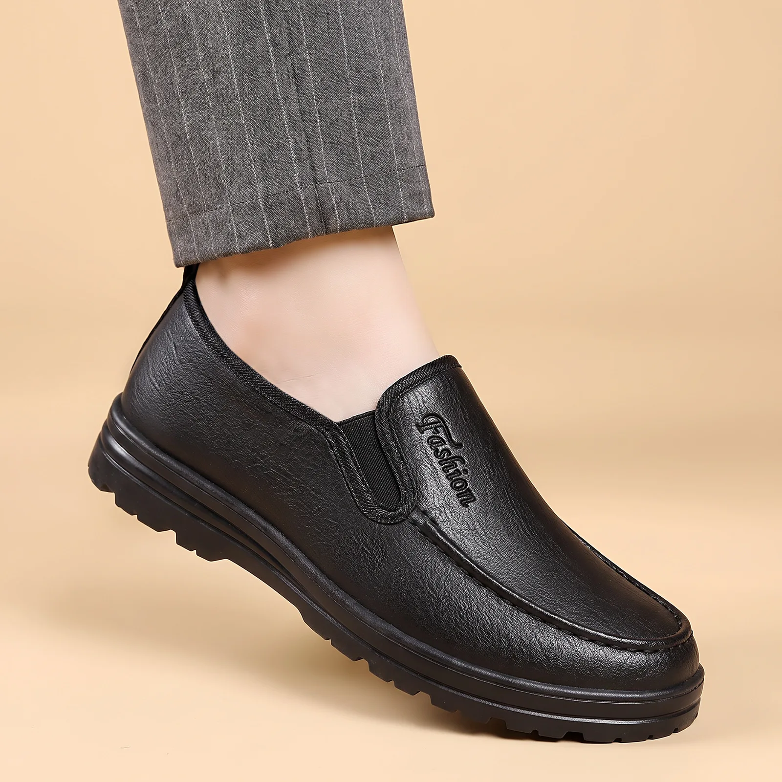 Herren Winter Warme Freizeitschuhe Slip-On mit Mikrofaser-Obermaterial, Fleece-Futter, Rutschfester Dicker Sohle, Loafer-Stil, Alltagsschuhe zum Gehen – Detail 6