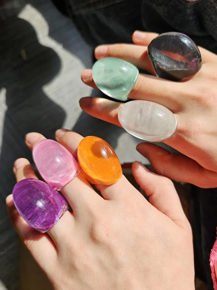 HANGZHI INES Personalised Solid Colour Resin Ring Vintage Trend Elegant Summer Acrylic Ring Punk Exaggerated Jewelry for Women