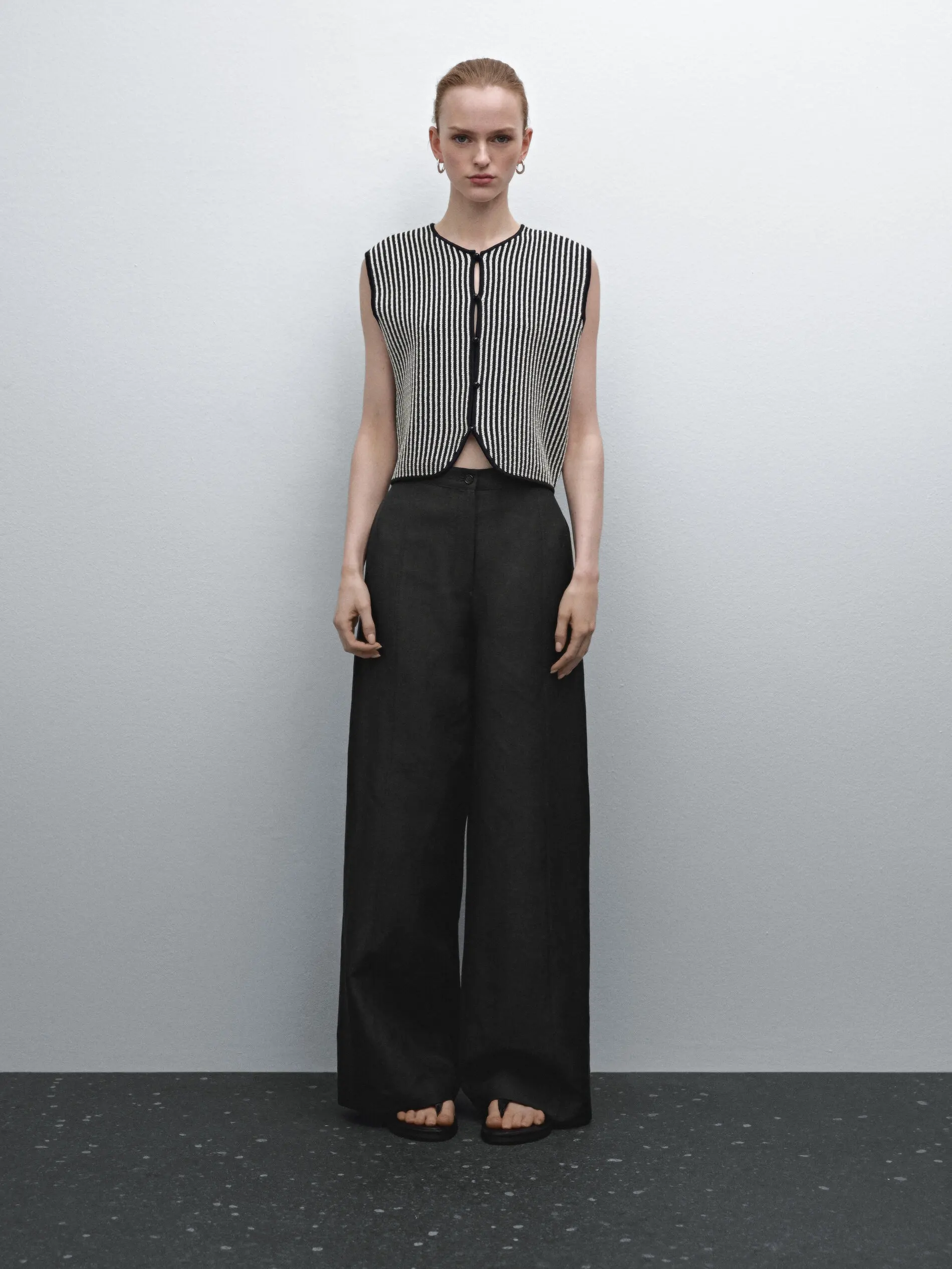 

Ethereal MD 2025 massidutti spring new style of Ladies' casual fashion Short striped knitted vest
