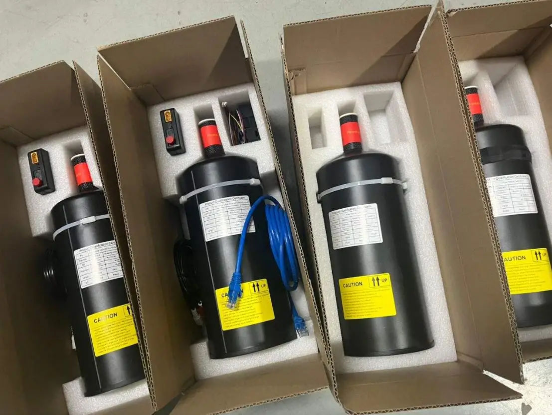 

FPV RC Drone Волоконно-оптическое волокно Дорожная машина 0,27 мм 0,3 мм Волокно 3 км 5 км 10 км 10 км 15 км 20 км 30 км Опция Модуль реле БПЛА