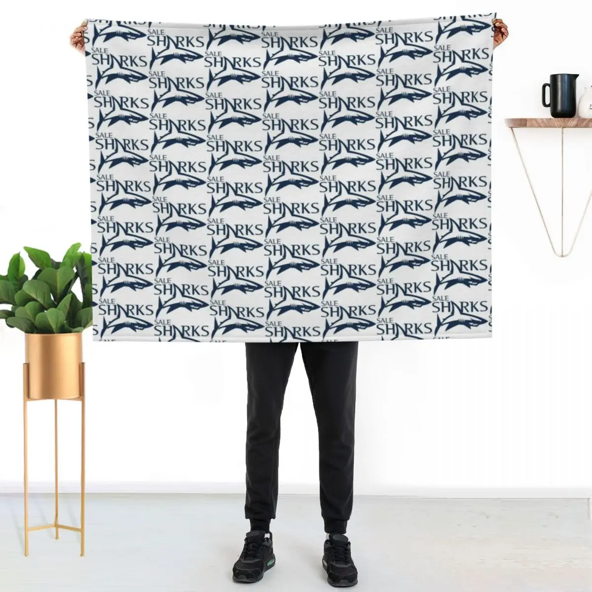 Sale Sharks Icon Throw Blanket Outdoor Soft Blanket for Picnic Beach Camping