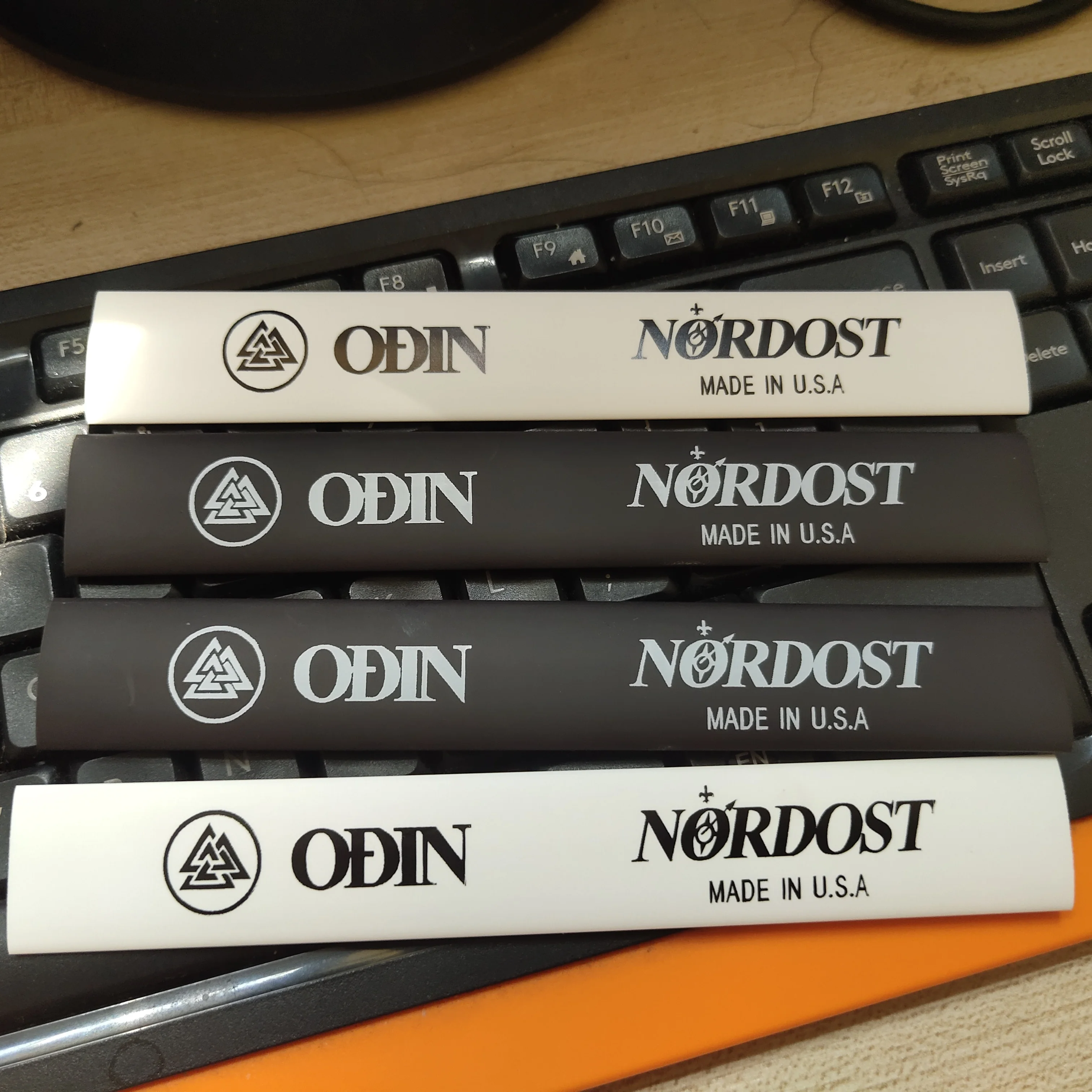 علامة اتجاه شعار العلامة التجارية Nordost سميكة عالية الجودة عازلة للحرارة أنبوب قابل للانكماش حمى الصوت لتقوم بها بنفسك أنبوب كابل الصوت الأساسي