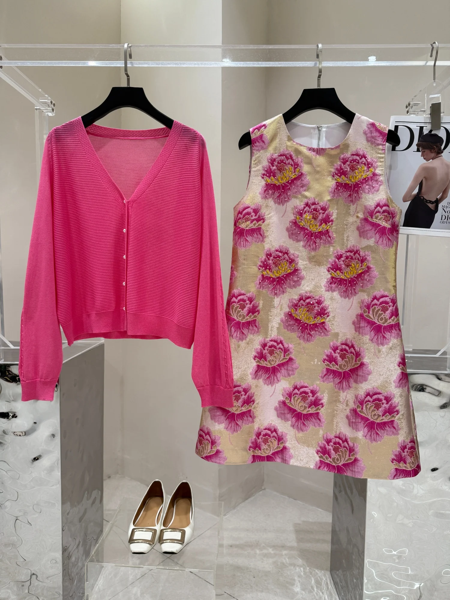 

Spring 2026 Ele Faion Diamond Embellied Heavy Work Dr Set Women's Luxury Sensation Two-Piece Suit Small Size