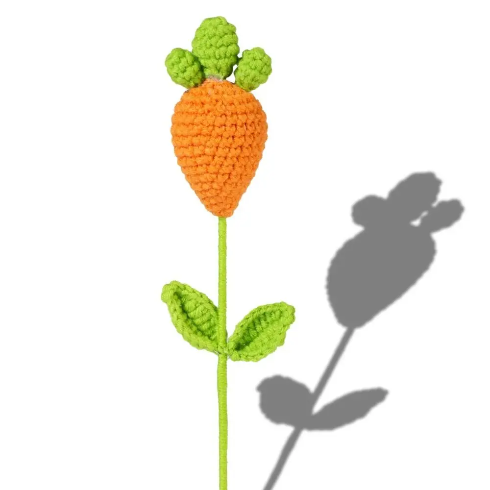 หมวกปริญญาบัณฑิต งานถักดอกไม้ด้วยมือ ไหมพรมถักดอกไม้ ช่อดอกไม้โครเชต์ ดีไซน์โครเชต์ ดอกไม้ประดิษฐ์แบบถัก