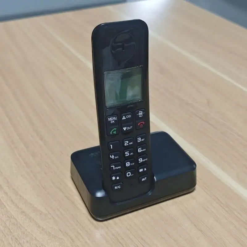 High Definition Cordless Telephone System Mother Child Unit European Standard Port Shockproof ABS Construction F19E