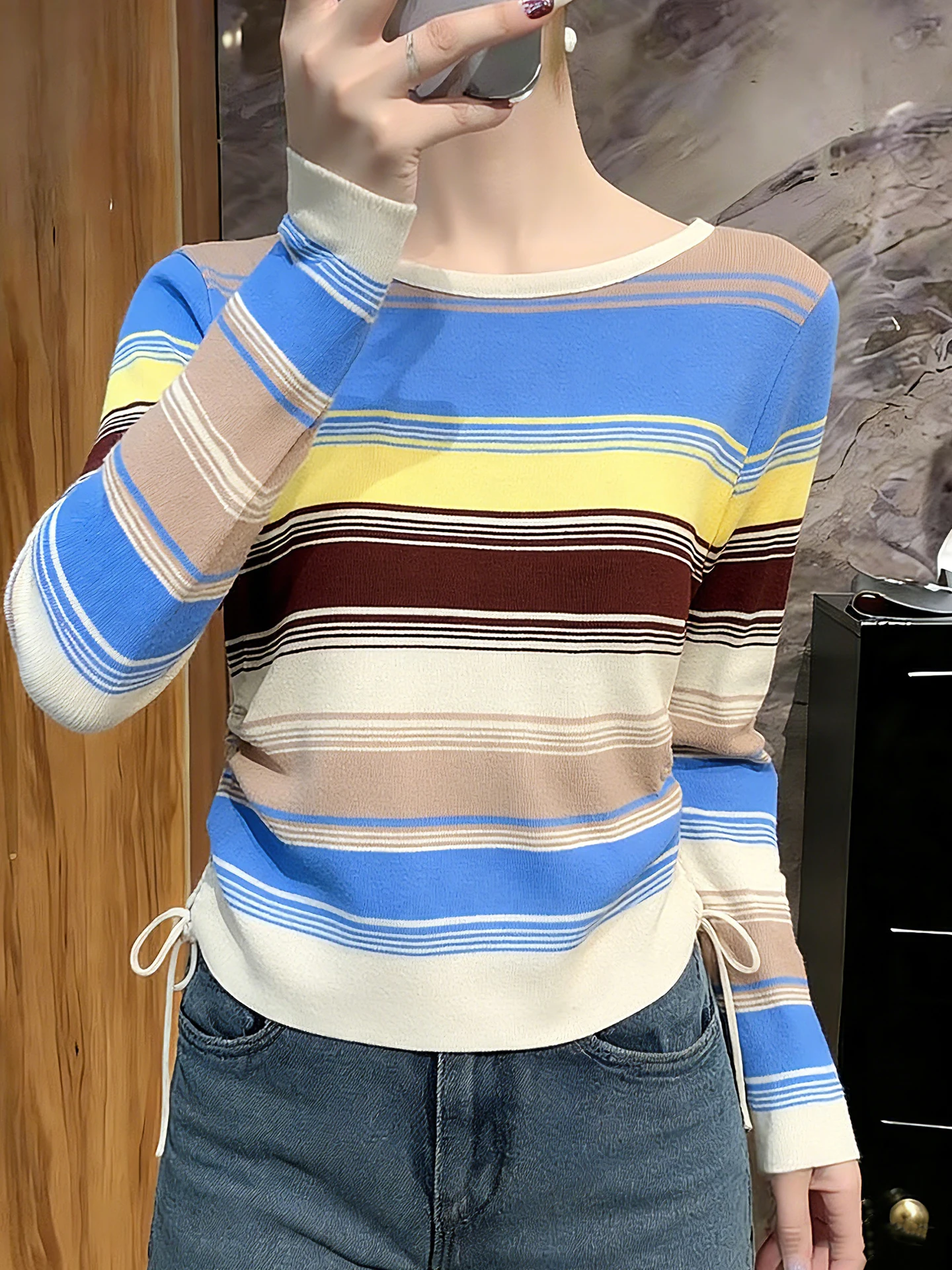 

Slimming Long Sleeve Knitwear with Pleated Waist And Striped Color Block Design for Younger Looking Commute Style Spring Fashion