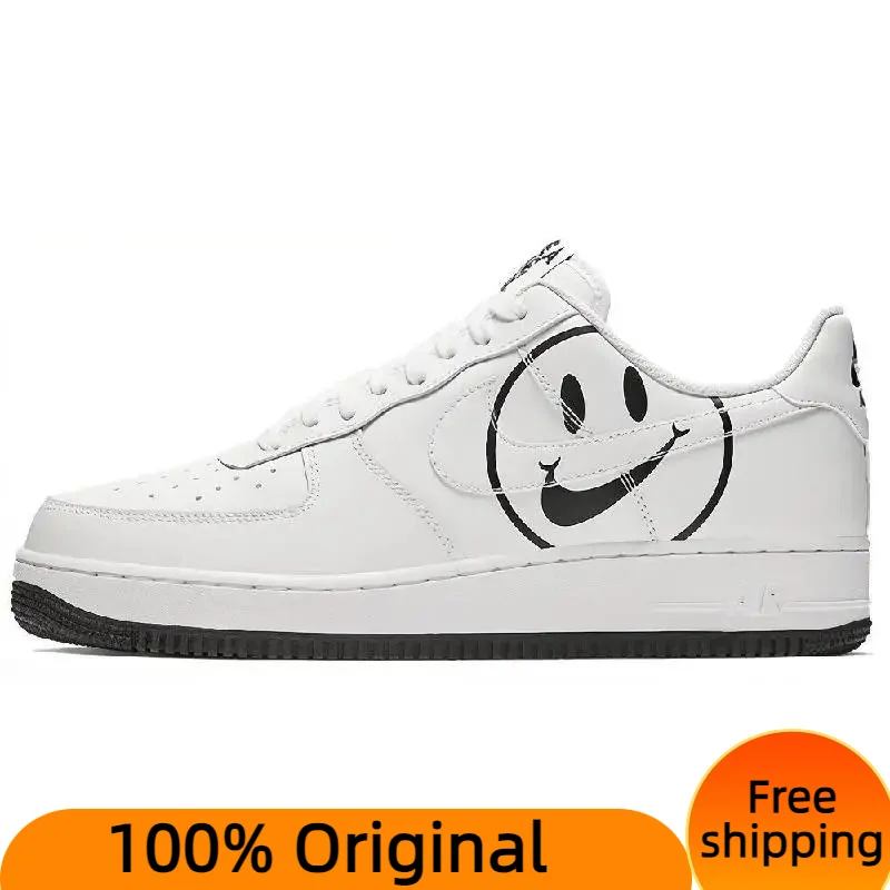 

Кроссовки Nike Air Force 1 Low имеют белые полуботинки Nike