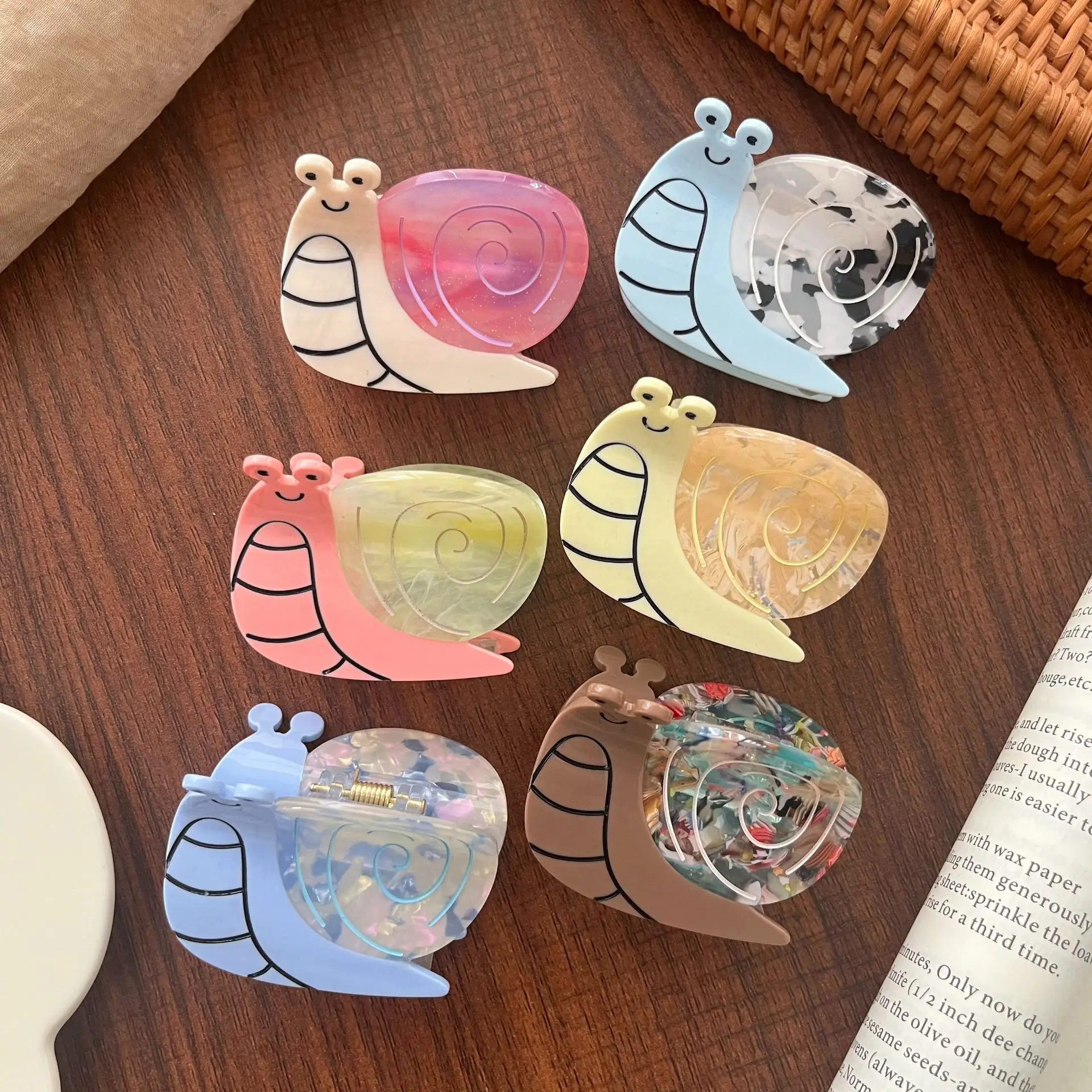 Cute Cartoon Snail Hair Claw Clip for Women Girls Acetate Non‑Slip Hair Grab Clamp Kawaii Animal Shape Sweet Aesthetic Daily