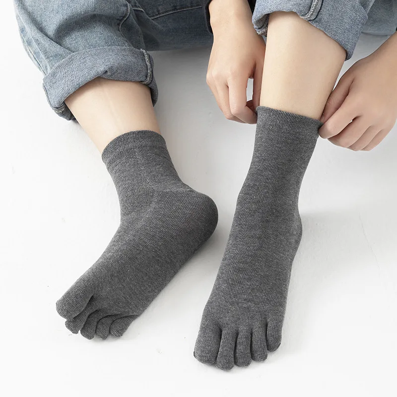 5 pairs Men's Simple Gray Ribbed Five Finger Socks Soft Stretch Cotton Split Toe Comfort Basic Casual Crew Socks