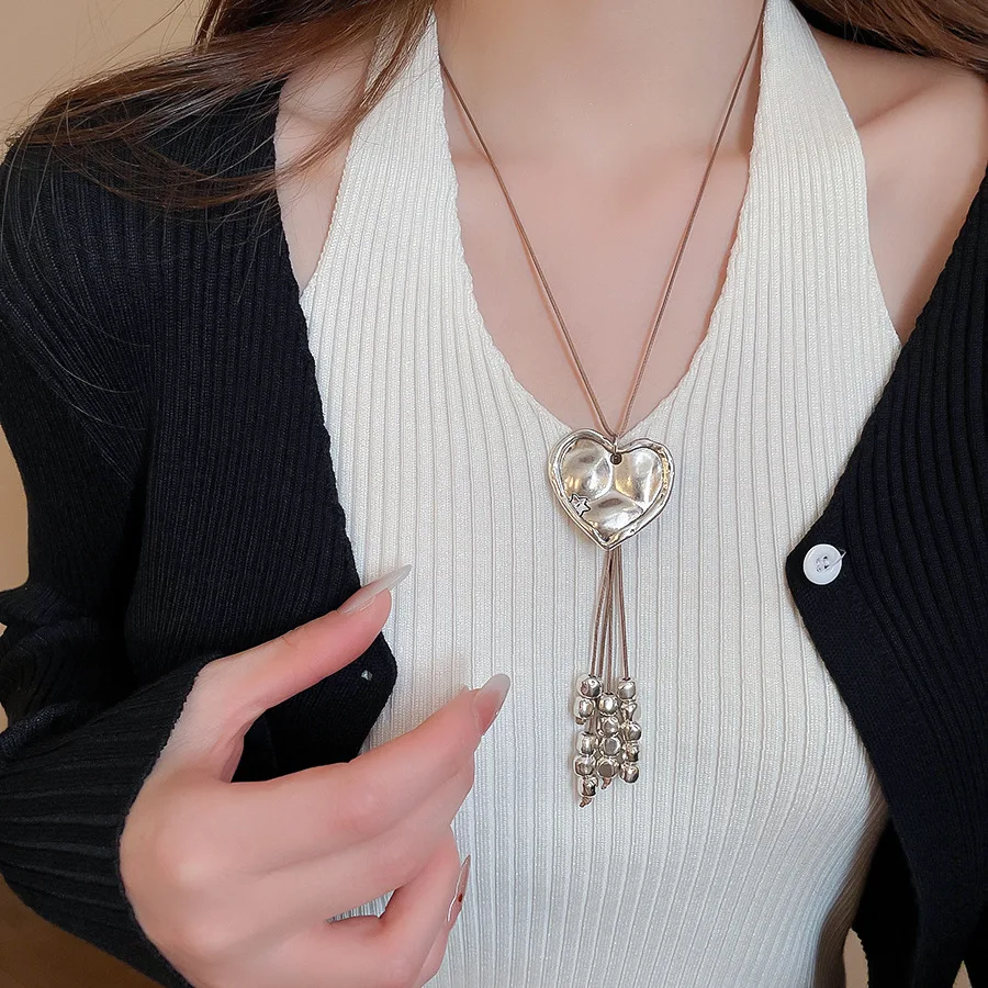 التجاعيد القلب شرابة قلادة قلادة جديدة أزياء بسيطة تصميم فريد من نوعه سترة سلسلة المرأة مجوهرات هدية
