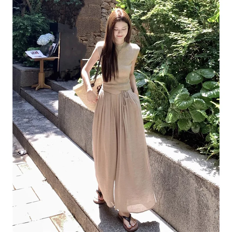 

Нежный комплект из топа, юбки и брюк, широкие брюки, новинка лета 2026, женский модный комплект для стройности и элегантности