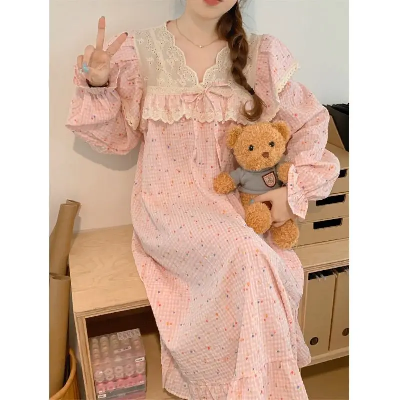 Piyama Lengan Panjang Bunga Renda Musim Semi Musim Gugur Versi Korea Baru Gaun Malam Pakaian Rumah Gaya Putri untuk Pakaian Wanita