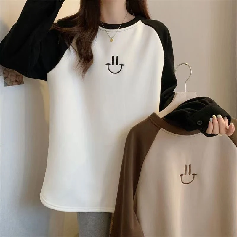 Simple Streetwear Oversized Fleece Thicken Cute Smile Embroidery Sweatshirts Women Winter Loose Long Sleeve Pullovers Tunic Top