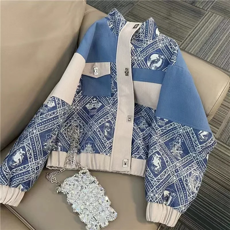 

Autumn and Winter 2024 New Fashion Retro, Printed Pattern Decorated Casual Sports Coat Women, Short Fashion Women's Jacket