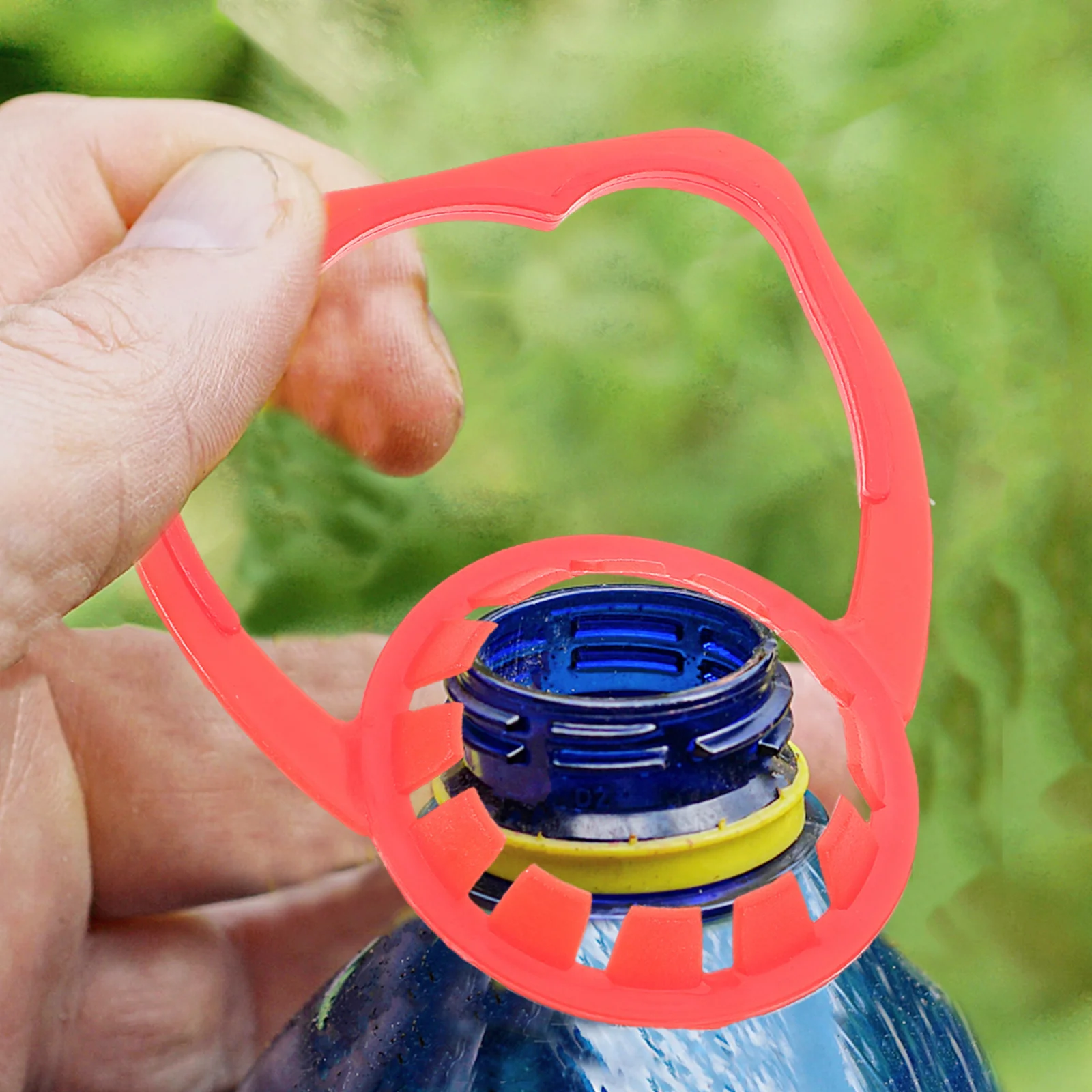 100 قطعة مقبض قبضة زجاجة المشروبات لعصير الصودا المائي 1-2L حامل بلاستيكي مريح قابل لإعادة الاستخدام أداة نقل المشروبات المطبخ