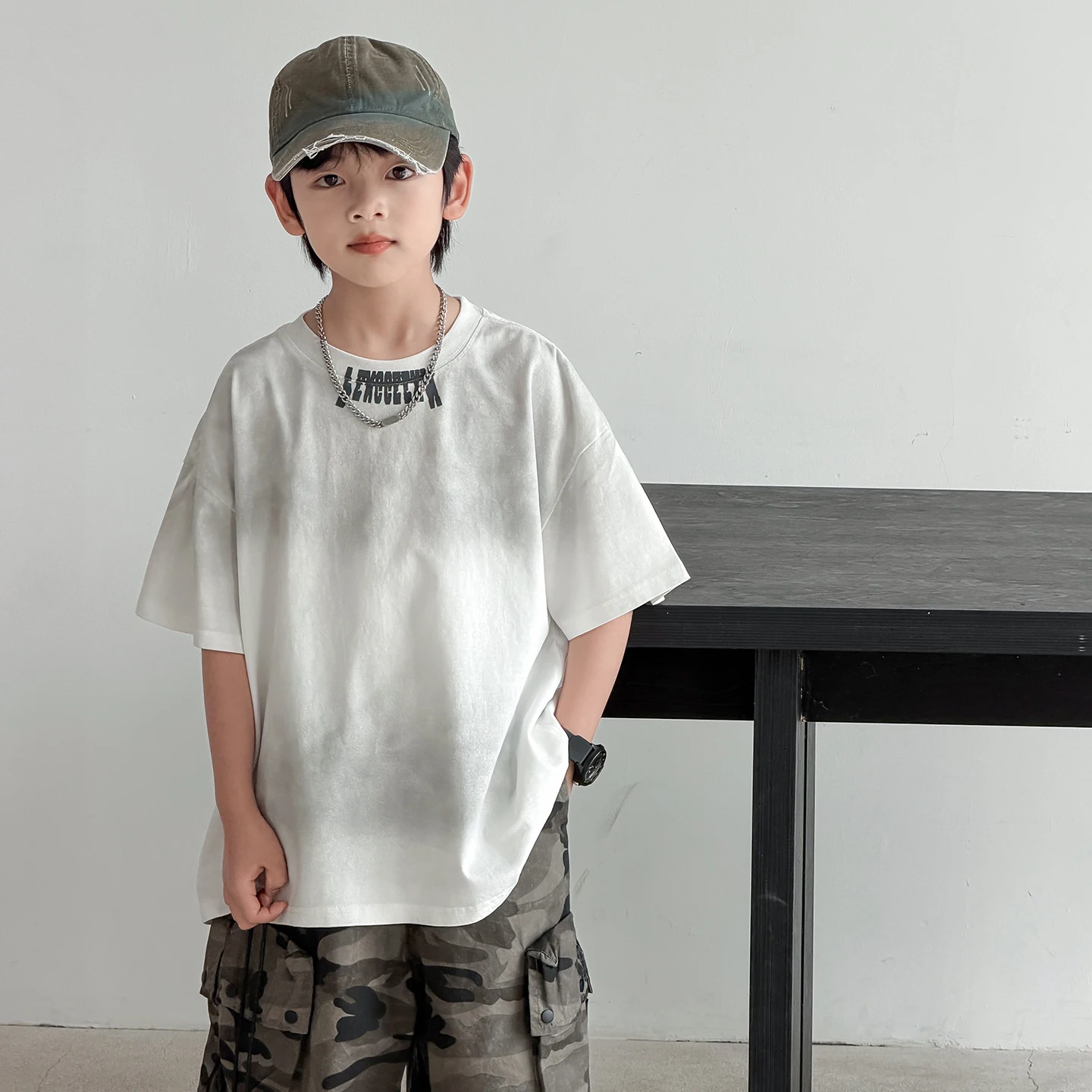 Children Short‑Sleeve T‑Shirt, Gradient Tie‑Dye Boys Tee, Back Letter Print Crew‑Neck Cotton Streetwear Summer Casual Tops