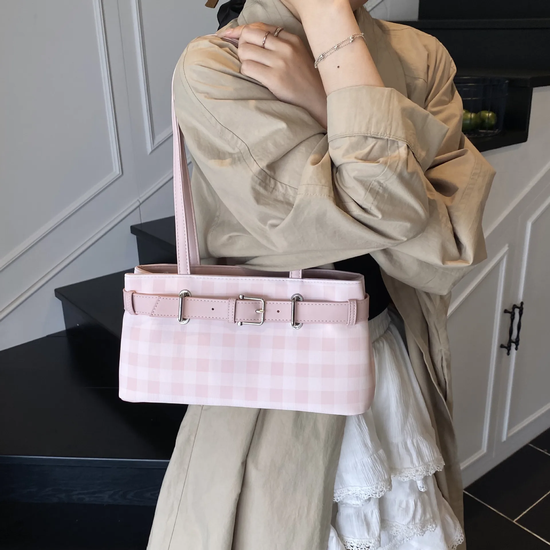 

2025 Korean Niche Plaid Armpit Bag - Women's Nylon Crossbody, Long Strap for Commuting