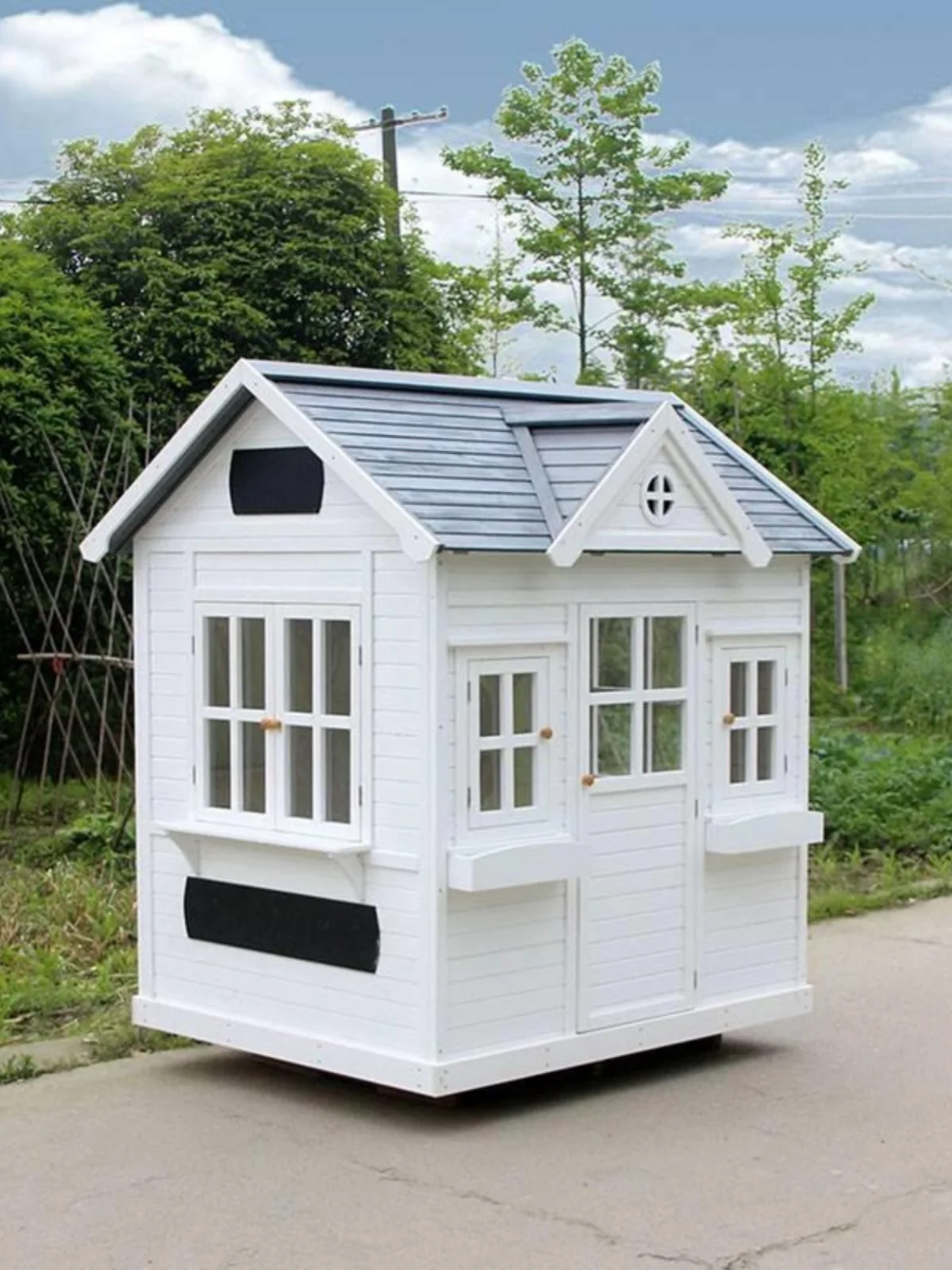 NEWNEW 2650 Outdoor Cabin Game Room Assembly Tree House Wooden House Moving Wood Anti Corrosion Moving