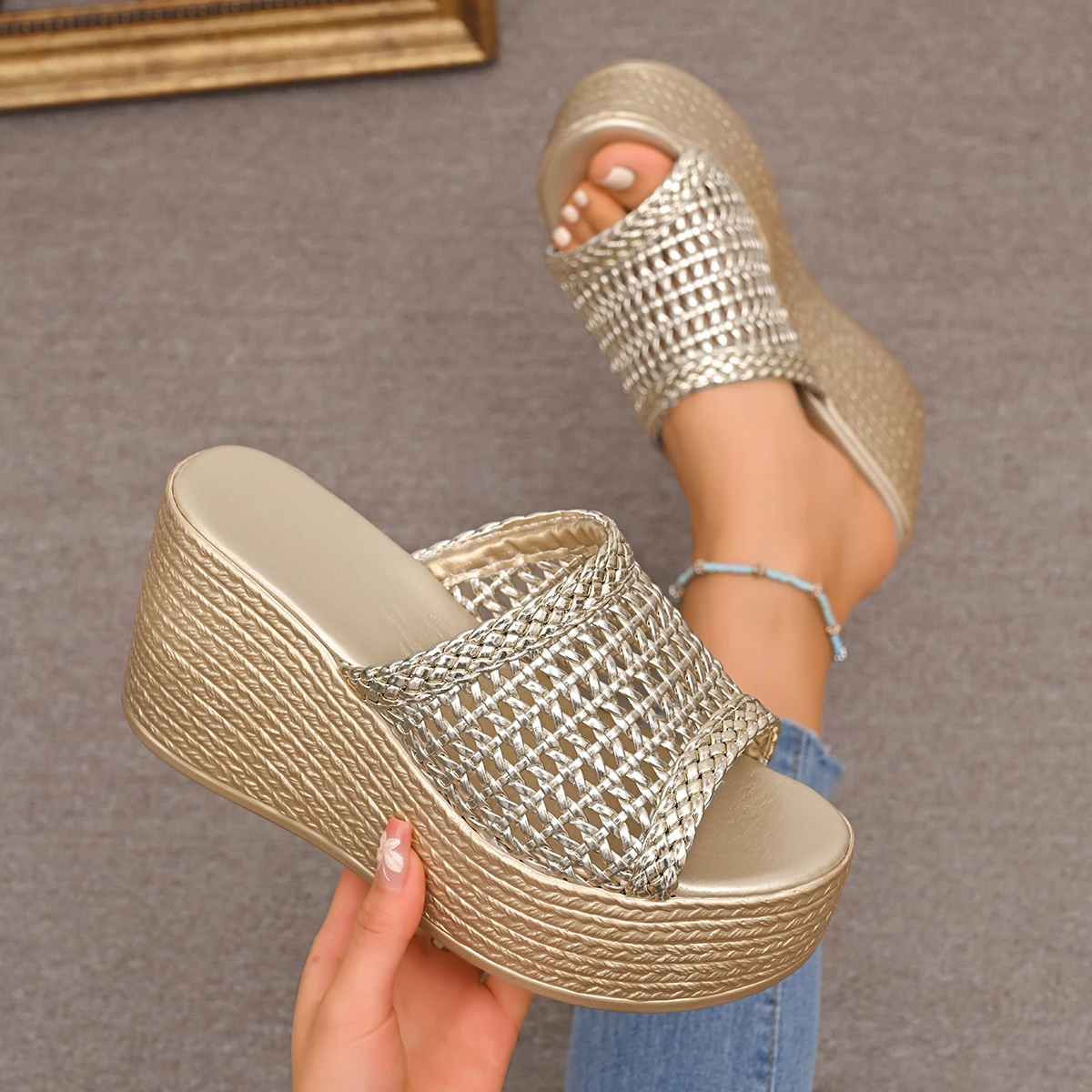 

Женские тканые сандалии без шнуровки, новинка 2025, сандалии на платформе на толстом каблуке, легкие шлепанцы на платформе, летняя стильная обувь большого размера
