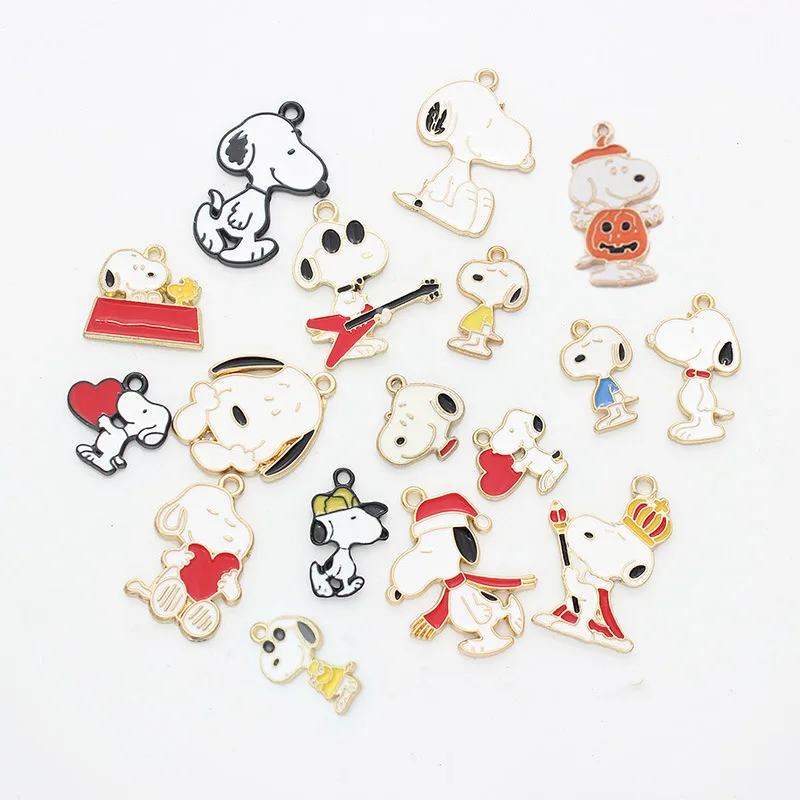 10pcs Cartoon Snoopy Decorations Cute Dog Alloy Pendant Animal Series Children's DIY Creative Fashion Jewelry Accessories Gift